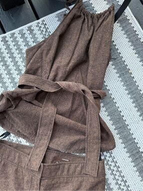 Cassis Women’s Brown Tie-Waist halter top and pants linen cotton (vintage 90s)